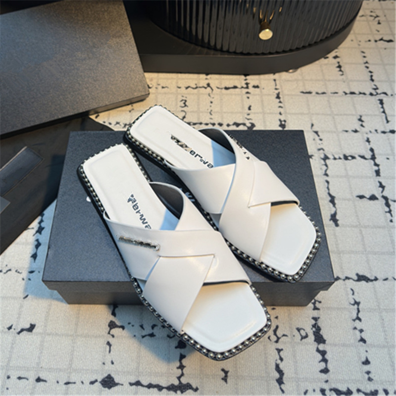Quality Shoes Niche Summer New Flat Cow Print Versatile Clip Sandals Square Toe Beaded Outdoor Flip-Flops For Women_vogvips.com