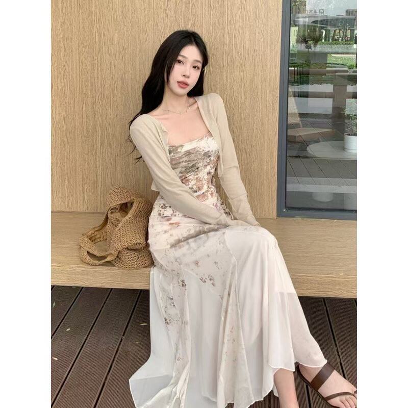 夏轻奢吊带连衣裙女春季收腰显瘦遮肚包臀长裙设计感国风碎花裙子|undefined