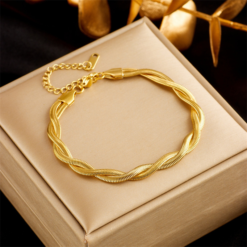 Elegant Simple Style Geometric Titanium Steel Plating Bracelets Necklace display picture 2