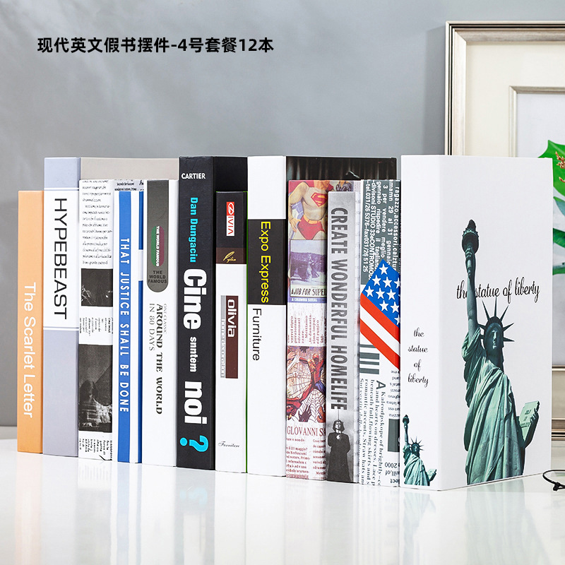 リビングルームの置物は軽くて豪華で高級な雰囲気のお酒棚の装飾品です。