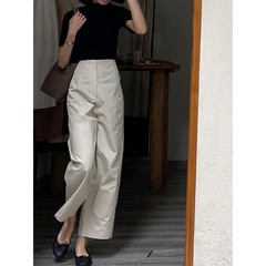レトロな日本の白い薄いタイプの狭い版のまっすぐな筒のカジュアルなズボンの女性の春夏のゆったりしている感じの広腿のズボンの9分のスーツのズボン