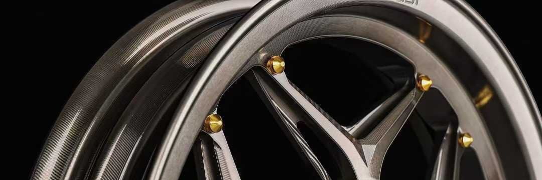 Des XT95FX wheel rim is suitable for M Sea Star, Niu, and Ninebot MZM5. The front hub is thickened