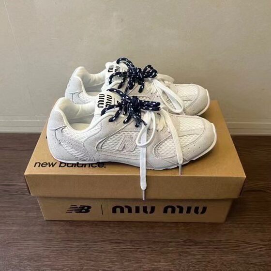 Putian Shoes Company New Miumiu Co-brand NB530 Casual sneaker Lightweight All-match Men's and Women's Running Shoes