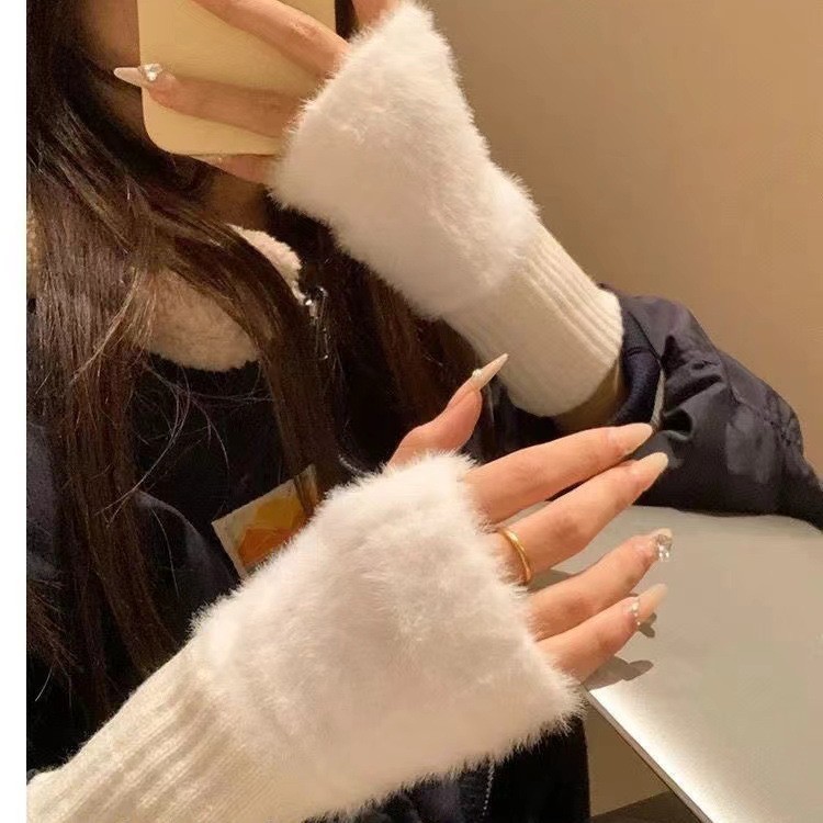 秋冬保暖防寒手套女ins仿貂毛百搭毛绒气质可爱办公半指学生手套|undefined