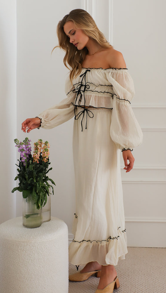 Täglich Frau Temperament Pendler Pendler Wind Einfarbig Fee Falten Polyester Freizeit Anzug Rock-Sets display picture 6