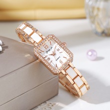 羳SHEINxƷСPŮʿrb NϽŮʿ朱_l