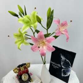厂家直供梅宝中2头百合仿真花婚庆路引装饰花材家居民宿酒店桌花