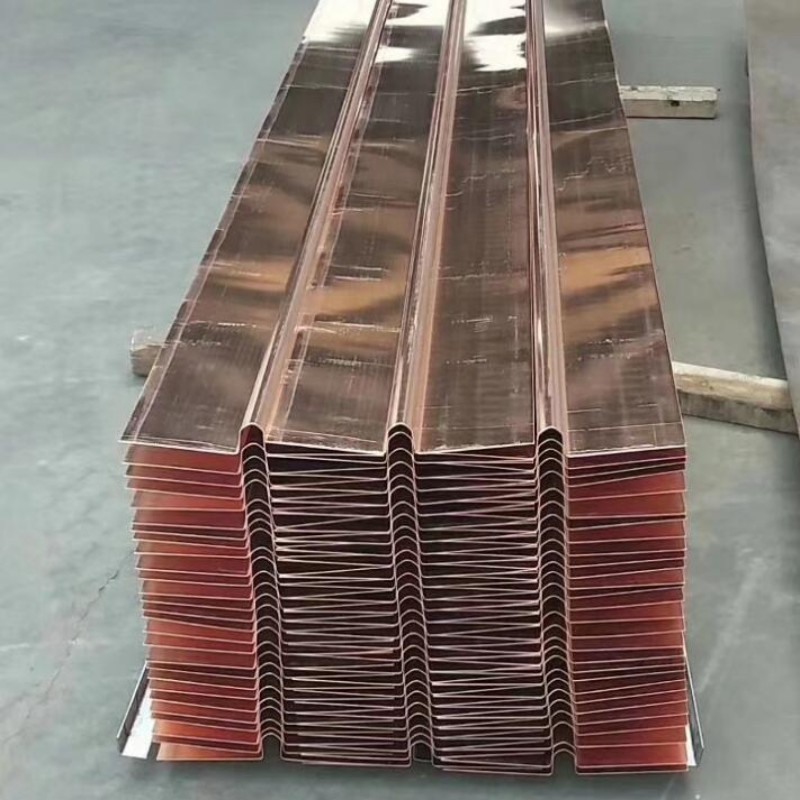 9 (7)