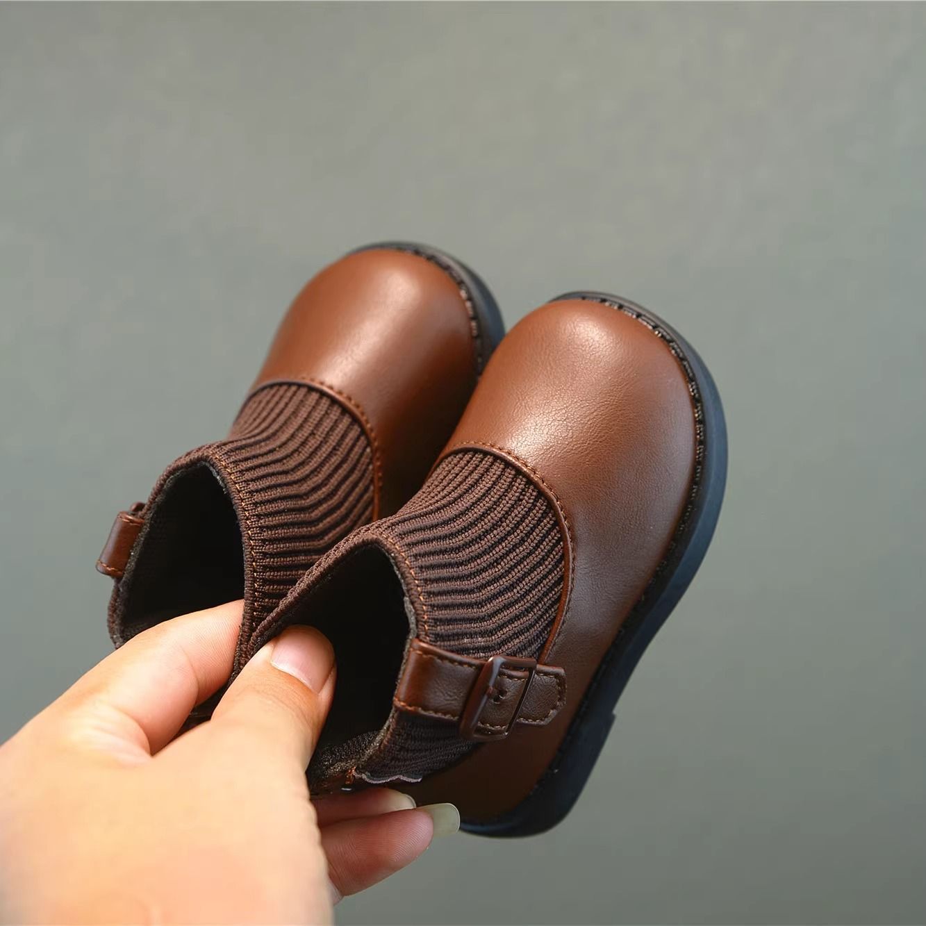Baby Short Boots Soft Sole Toddler Shoes 1-2 Years Old Princess Shoes Girls Boots Kidsren's Leather Shoes Autumn and Winter Baby Shoes 3