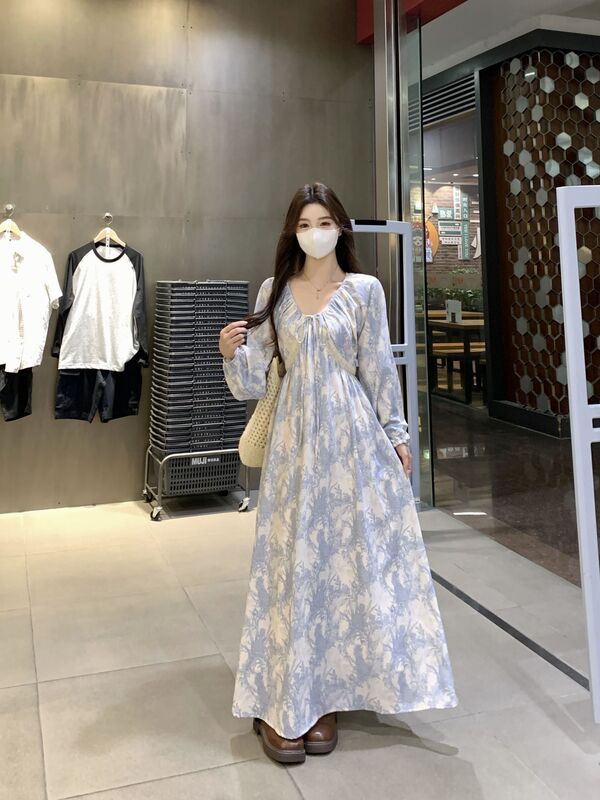 大码法式秋季新款气质茶歇气宽松长袖碎花气质连衣裙女|undefined