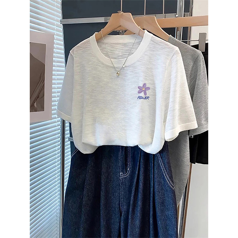 White (purple side letter flower style)