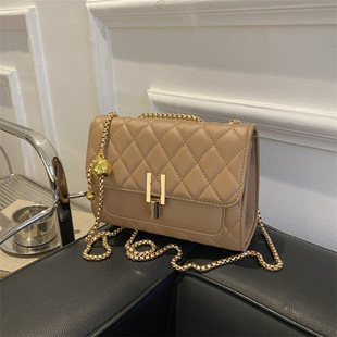 Crossbody Western Style 2024 New Ins Diamond Embroidery Chain Women's Bag Single Shoulder Female Student Solid Color Small Square Bag