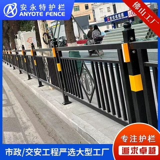 定制市政文化道路护栏广州厂家城市人行道马路中间隔离防护栏杆