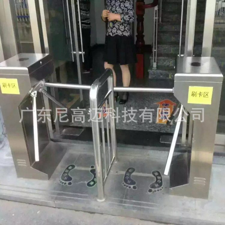 智能感应刷卡三辊闸景区入口通道单向转闸门禁电控立式手动旋转杆