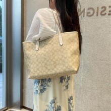 �ܼ�25�¿�City30���ذ���������朿�μ�ͨ��Ҹ�°��ϻ��r��Ů��