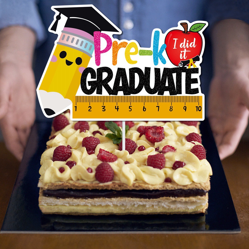 Decoración de fiesta de graduación de jardín de infantes europeo y americano tire bandera pastel Tarjeta de inserción ceremonia de graduación decoración de la pared tire bandera