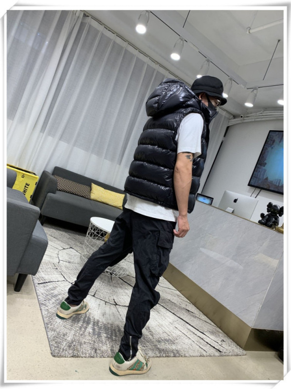 Maya玛雅马甲蒙家羽绒服男女同款冬季高品质跨境 M03款连帽坎肩|undefined