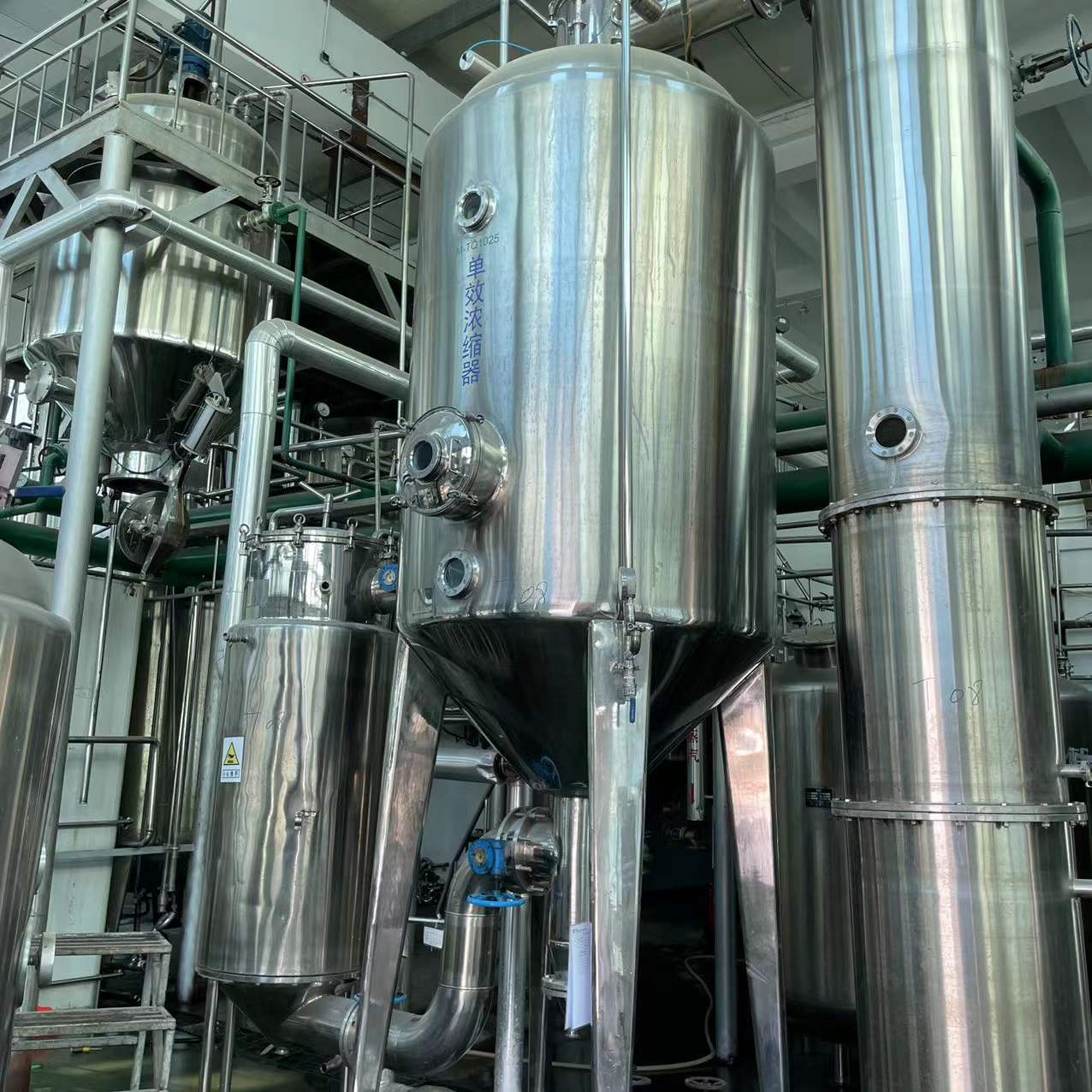 现货不锈钢单效一吨蒸发器 强制循环降膜蒸发器 废水蒸发设备