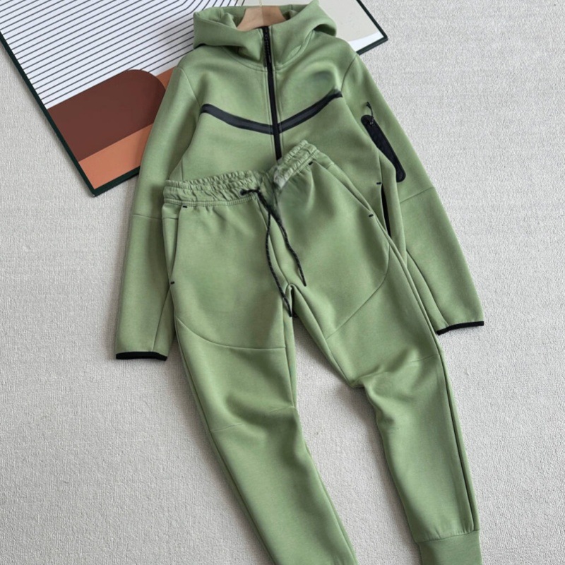 Traje deportivo de ocio de tendencia de otoño e invierno para hombres de 25 años