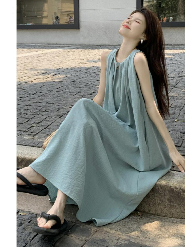 2025년 여름 여성을 위한 민소매 조끼 드레스 새로운 해변 휴가 하이 엔드 홀터넥 서스펜더 비치 롱 스커트