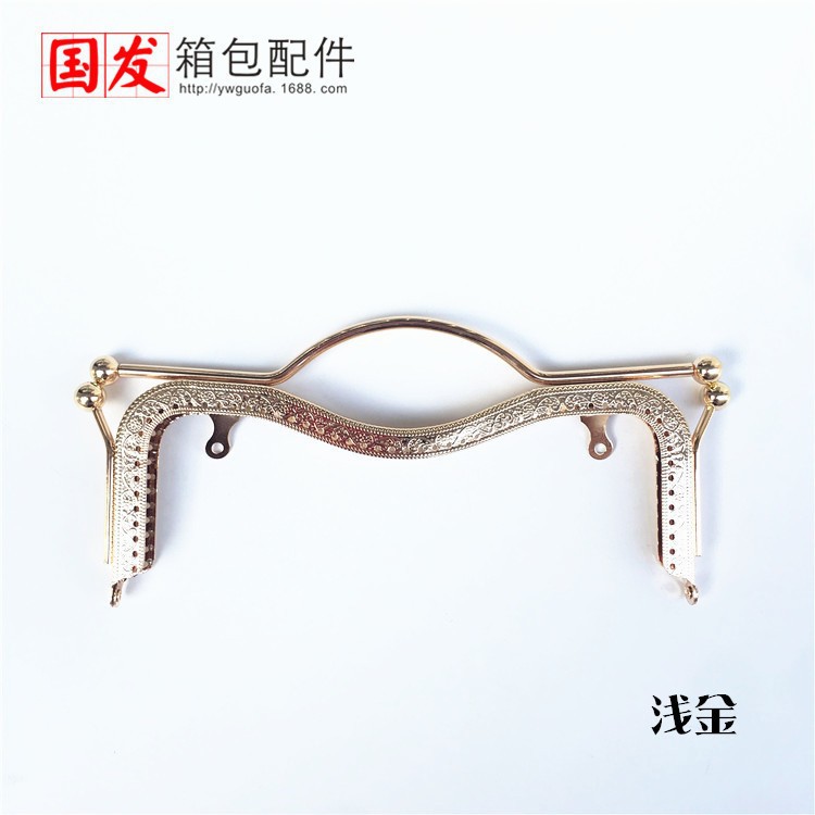 20CM relieve labial oro labial brazo labial accesorios de maleta de gran tamaño hardware