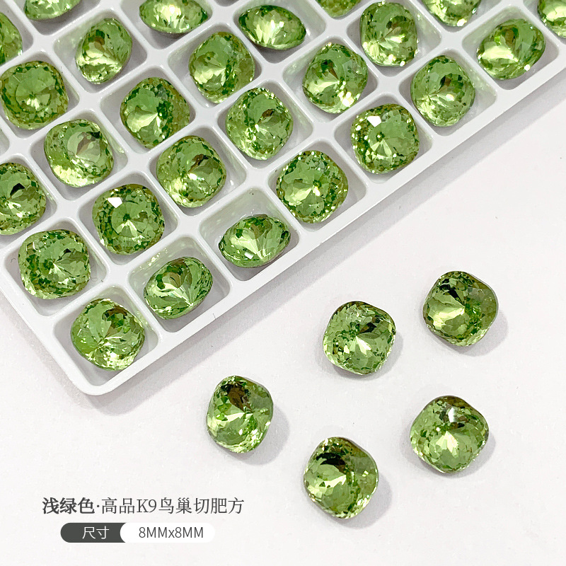 浅绿色.jpg