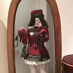 甘い赤色のクリスマススーツ、女性用早春スタイル、リボン付きニットセーター、スリムなショートスカート、かわいいツーピースセット
