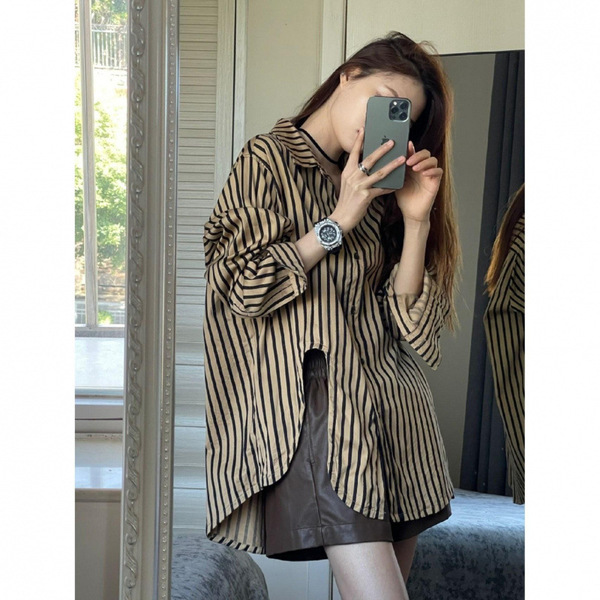 Autumn demi-season shirt