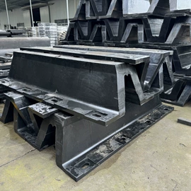 防撞设施;工程机械轮胎;工业橡胶