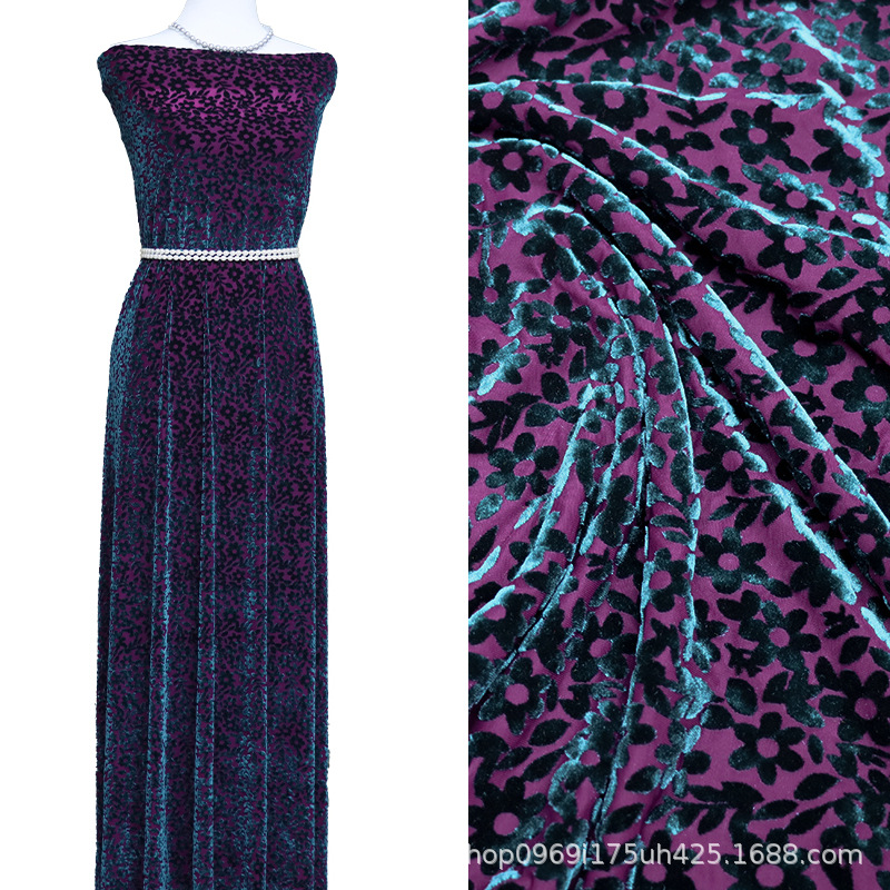 화려한 보라색과 파란색