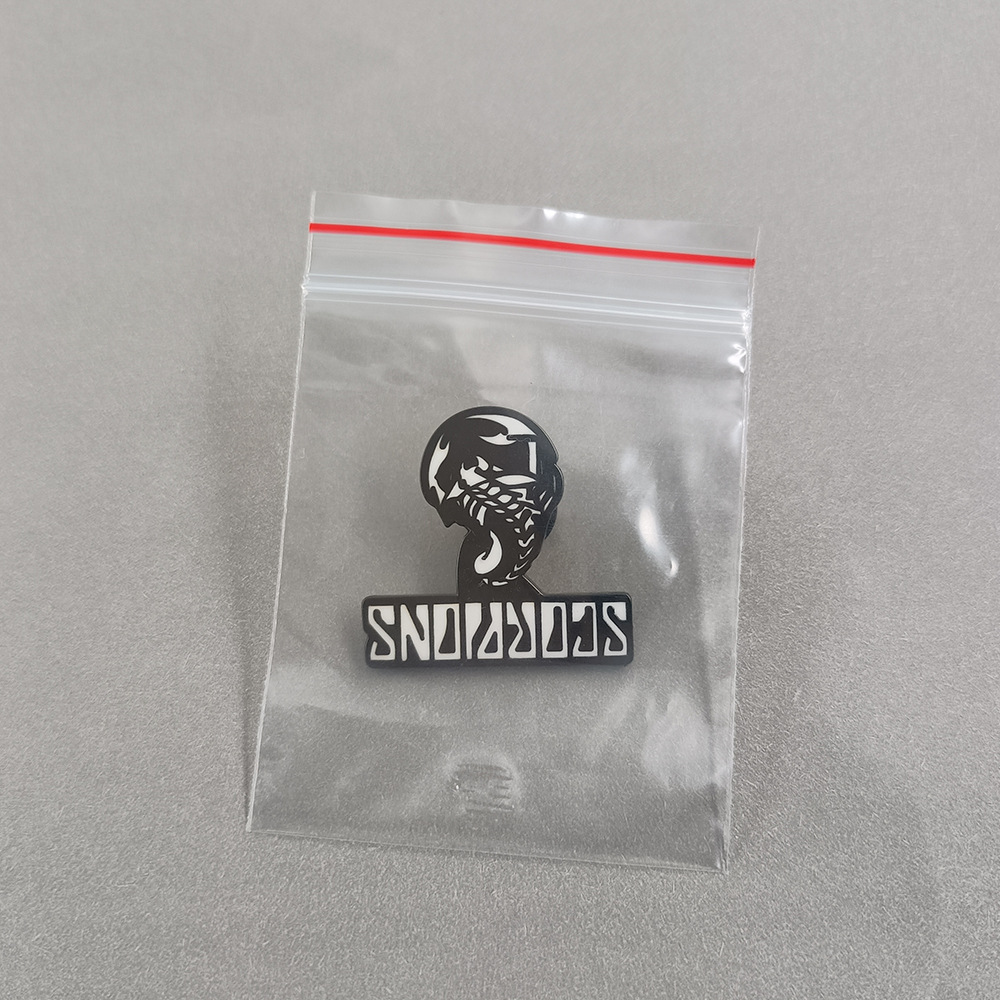 Popular Rock Band Enamel Brooch Fun Punk Music Badge Fashion Backpack Pin Backpack Clothing Accessories