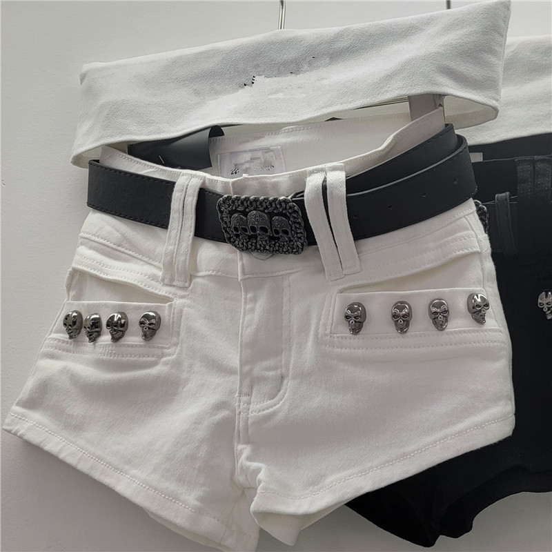 Pantalones Cortos de Mezclilla Ajustados de Cintura Baja Estilo Desgastado image 4