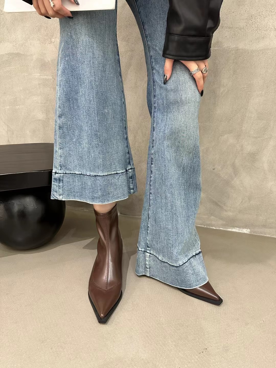 Escarpins à bout pointu ShoeVault pour femmes, nouveauté automne-hiver 2025, talon compensé, coupe ajustée, style européen et américain._voghion.com