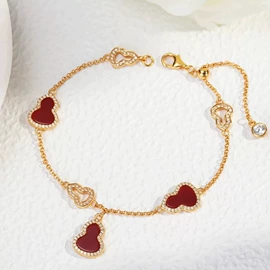 手镯;项链;戒指