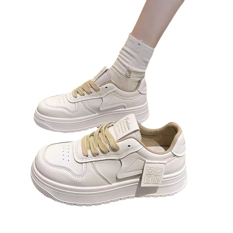 Zapatos blancos con suela suave de explosión 2024 nuevos zapatos de skate deportivos casuales de moda con suela gruesa resistente al desgaste y antideslizante ligeros