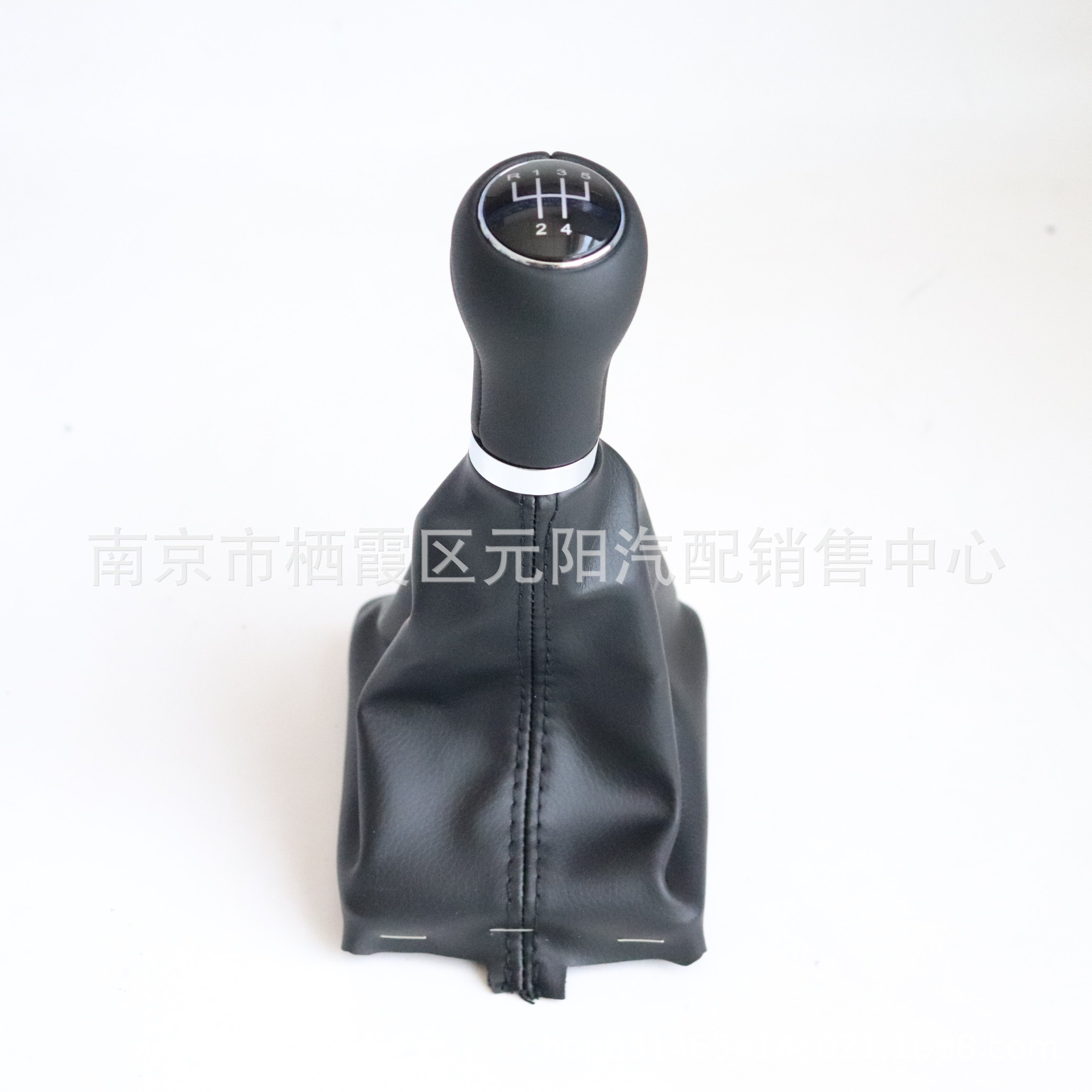 Suitable for Audi A4 B8 shift handball dust cover integrated A6L wrapped leather shift lever gear lever gear handle ball head