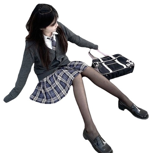  New Ultra-Thin Durable Comfortable Sheer Black Stockings Spring Summer Socks with Skin-Colored Leggings for Slimming and Beautiful Legs