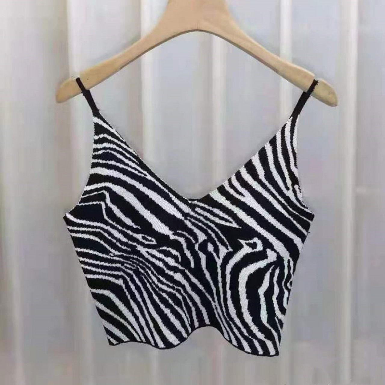 Zebra Printed Short Bottoming Cami Top NSFYF76649