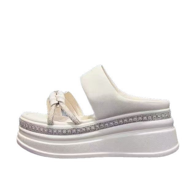 Zapatillas de fondo grueso de diamante para mujeres 2026 nuevo estilo de verano, ropa de moda, zapatillas de fondo suave de muffin de tacón alto romanas image 5