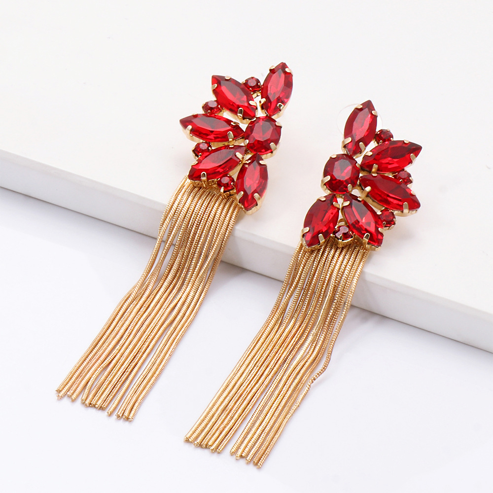 Korean Fashion Style New Diamond Flower Tassel Earrings display picture 11