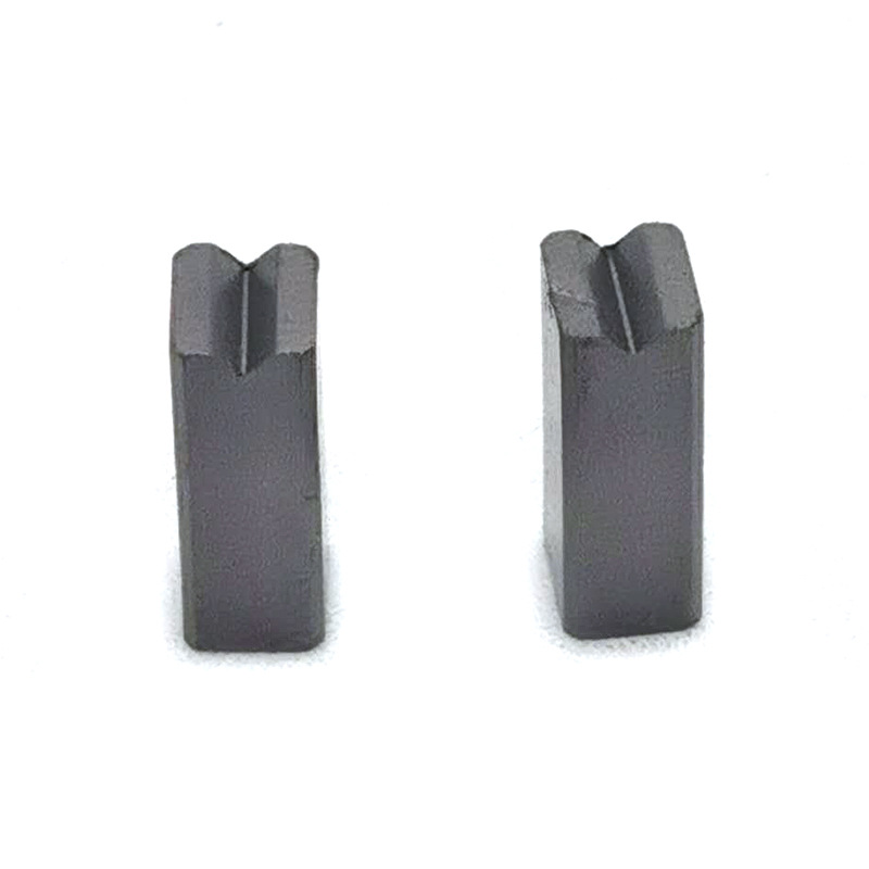 厂家批发#小家电碳刷 打蛋器用电机用碳刷