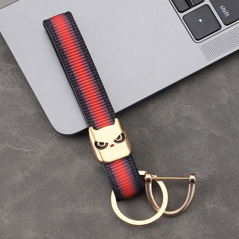 2024 nuevo llavero de coche de dibujos animados cuerda trenzada llavero metal aleación de zinc material colgante duradero a prueba de pérdidas