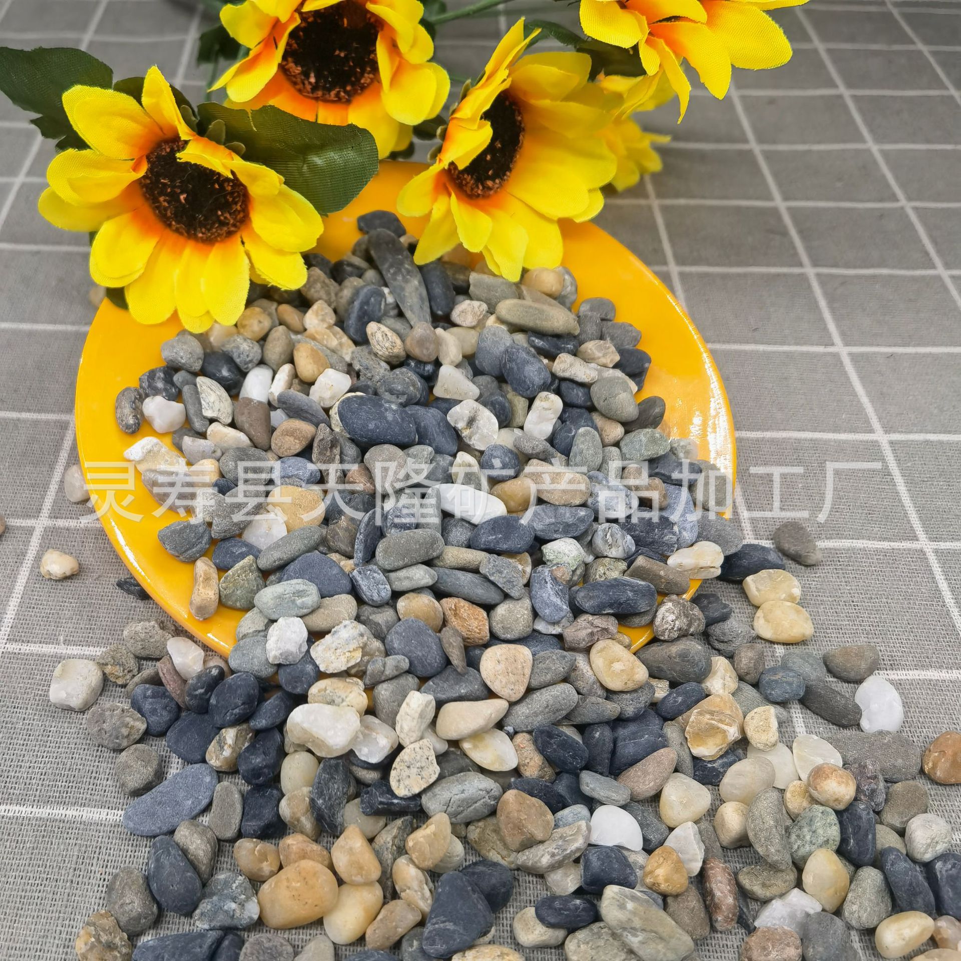 溪流石鱼缸底部砂石底砂石头造景石铺底石沙子原生鹅卵石石子