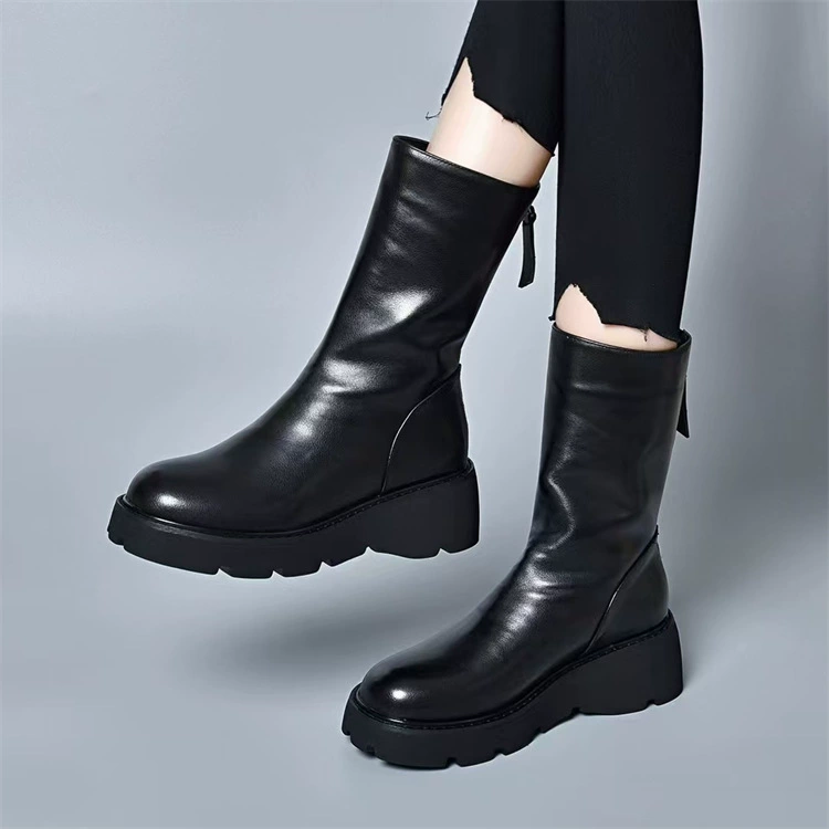 Женские ботинки из натуральной мягкой телячьей кожи, новинка осени-зимы 2025 года, на флисовой подкладке, средней высоты, на платформе, на танкетке, на толстой подошве.