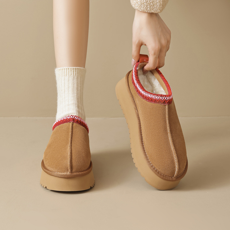 Botas de nieve para mujeres 2025 nuevas botas de invierno de lana gruesas de alto bajo con una sola zapatilla de algodón gruesa