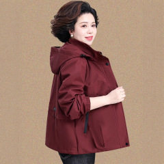 小个子妈妈秋装短款外套洋气2025新款中老年女士春秋休闲夹克上衣