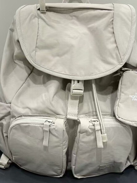 Beijia ガールズ 新しいバックパック カジュアル スポーツ 大容量 ファッション 多用途 旅行 登山 旅行 軽量バックパック|undefined