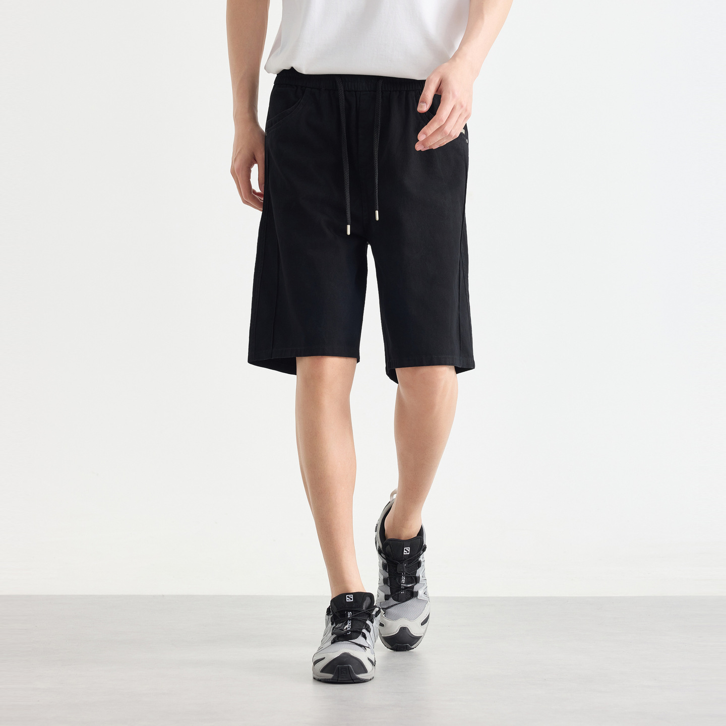 Quần short nam phong cách đường phố, vải kaki, kiểu dáng thoải mái — đen