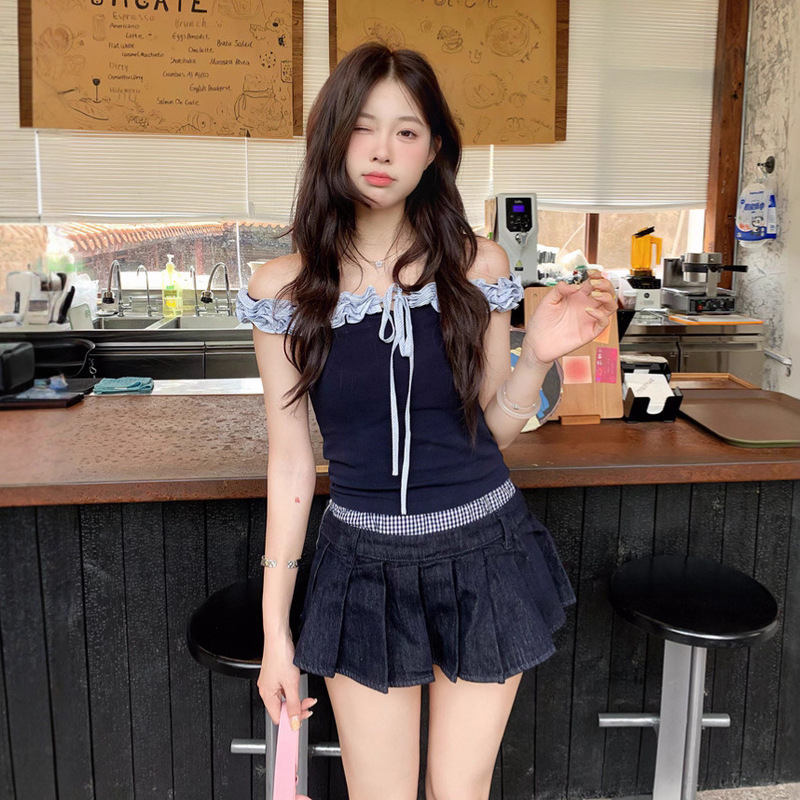 French-Style Stunning Off-Shoulder Tie T-Shirt for Women, Summer 2025 New Color-Blocking Short Slim-Fit Pure Desire Slimming Top French-Style Stunning Off-Shoulder Tie T-Shirt for Women, Summer 2025 New Color-Blocking Short Slim-Fit Pure Desire Slimming Top