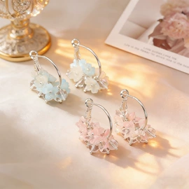 耳钉;项链;耳环